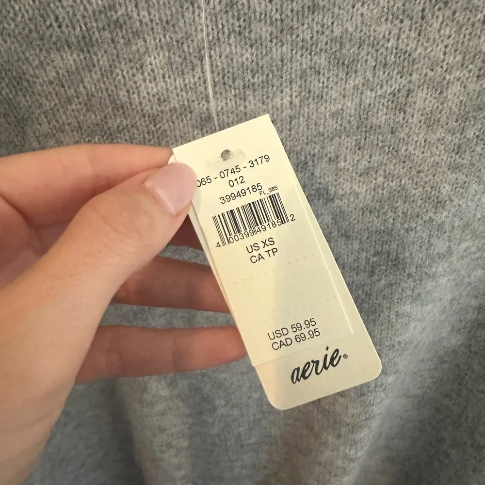 Aerie Gray Crewneck Sweater - Picture 3 of 3